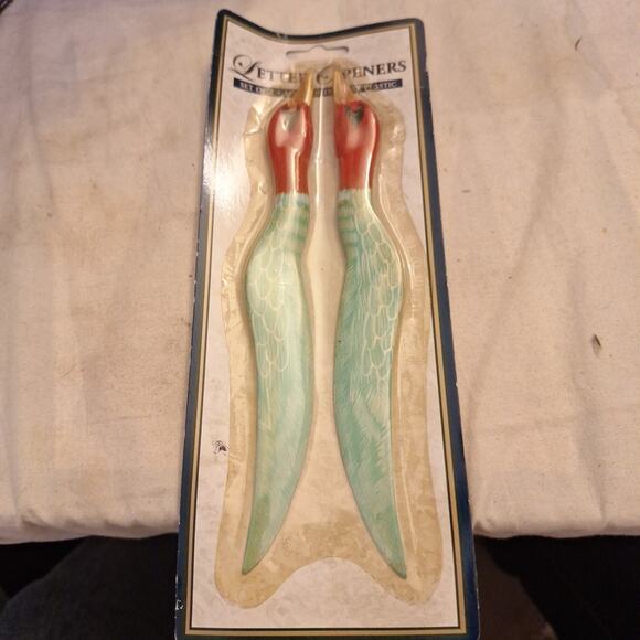 Vintage Pair Duck Letter Openers Bird Collection Durable Plastic - Picture 1 of 4